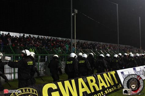 Kolejki nastąpi na górnym śląsku. GKS Katowice - GKS Tychy 08.11.2014, incidents during ...