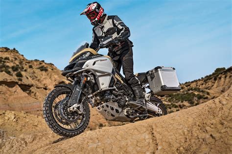 The latter, via the ducati multimedia. 2017 Ducati Multistrada 1200 Enduro Pro First Look | 8 ...