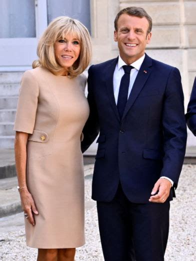 Does emmanuel macron have children? Emmanuel Macron Wiki, Age, Height, Wife, Family, Biography ...