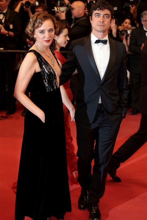Quel dommage de ne pas trouver le film en langue française. Moda e fashion: Valeria Golino e Riccardo Scamarcio ...