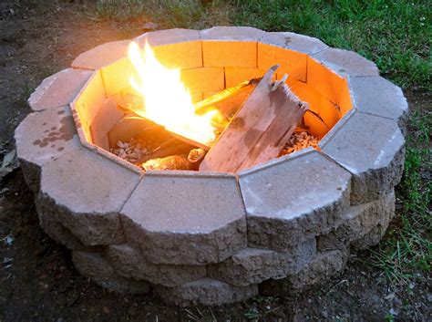 A backyard fire pit is a great spot to huddle around when the sun goes down and the temperature drops, or when you're having a killer outdoor party and grilling up a bunch of meat and vegetables for. 20 Outdoor Fire Pit Tutorials