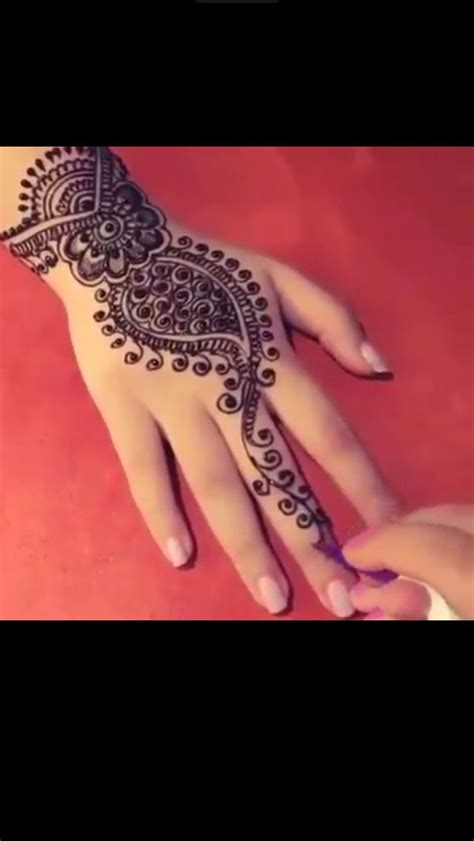 Eyebrow threading and henna tattoos in mcallen. Pin by Maria on Henna | Henna hand tattoo, Hand henna ...
