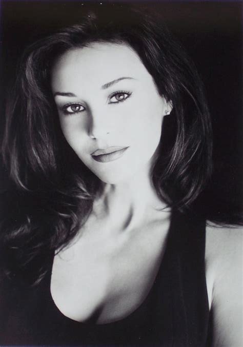 She is best recognized for having played buffy summers in the 1992 film buffy the vampire slayer and appeared in the 1996 film the phantom. Rochelle Swanson - Actor - CineMagia.ro