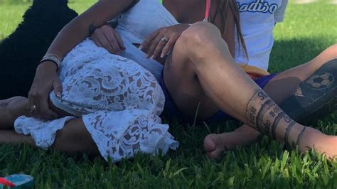 Sin palabras, emocionado, soltó el tatuado. El nuevo tatuaje de Messi que despertó sospechas - TyC Sports