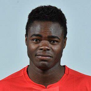 Dimitri oberlin (born 27 september 1997) is a swiss professional footballer who plays as a forward for empoli f.c. Dimitri Oberlin Death Fact Check, Birthday & Age | Dead or ...