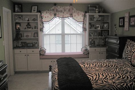 20 bathroom paint color ideas 20 photos. Taylor's bedroom #2 pic | Girl room, New room, Teenage ...