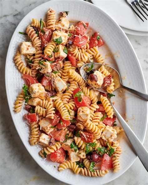 Ina garten, aka the queen of summer entertaining, does it again with her set of delightful dinner recipes that make seasonal ingredients the star. I Tried Ina Garten's Pasta Salad Recipe | Kitchn