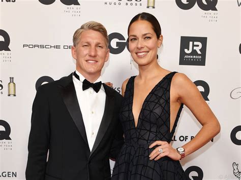 Bastian schweinsteiger ist ein ehemaliger fußballspieler aus германия, (* 01 авг. Major League Soccer » News » Bastian Schweinsteiger ...