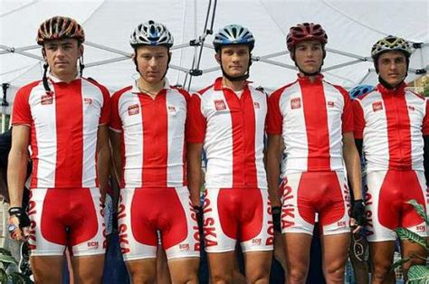 Share all sharing options for: The Difference Between Camel Toe and Moose Knuckle from ...