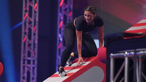 Die besten athleten gibt es nur bei rtl. Ninja Warrior Germany 2018: Sarah Lombardi bekommt eine ...