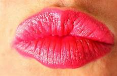 asmr lipstick kissing sounds