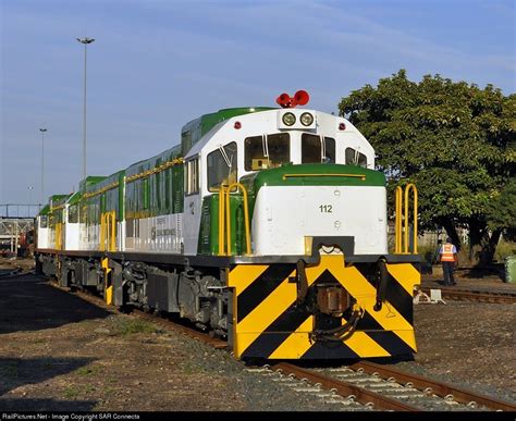 Questa categoria contiene 8 file, indicati di seguito, su un totale di 8. 112 Transnet Freight Rail Class 33 (Diesel) at Durban ...