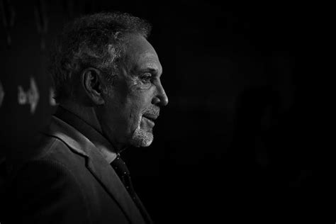 Follow me on twitter @realsirtomjones follow me on instagram @realsirtomjones. 60 Jahre lange Ehe und Kind von Liebesaffäre: Das Leben ...