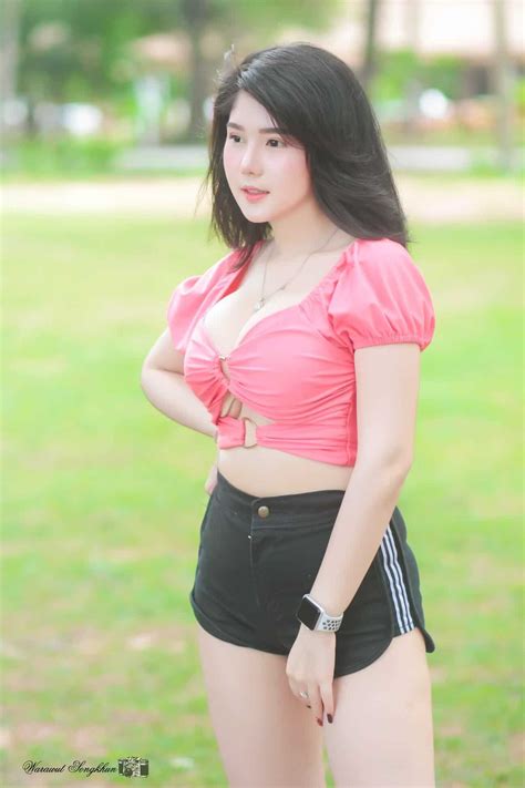 Kanyanat puchaneeyakul is a thai model, influencer, and pretty. น้อง Nookky - Kanyanat Puchaneeyakul มาเต็ม การันตีด้วย ...