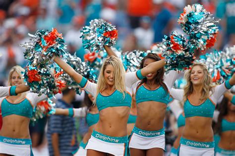 The selections here are complimentary plays posted daily from sports betting and handicapping experts. Atlanta Falcons vs. Miami Dolphins 81017-Free Pick, NFL Odds