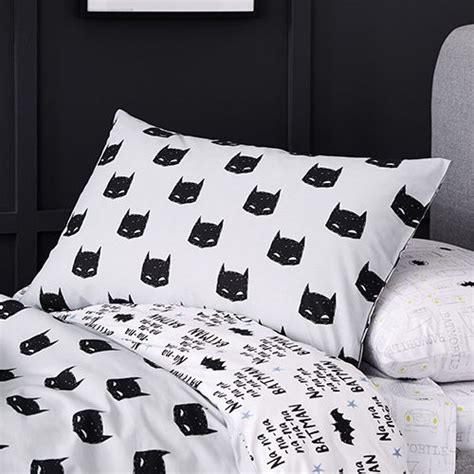 Weitere ideen zu batman zeichen, batman, batman zimmer. Adairs Kids - Batman Grey Quilt Cover Set (With images ...