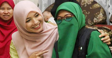 Ketuanya, zahida zarik khan berkata lebih malang lagi jika ramai akan berdepan kehilangan pekerjaan apabila bantuan subsidi gaji kepada majikan berakhir pada masa yang sama. Zahida Zarik Khan: Kerjasama UMNO dan PAS adalah kemahuan ...