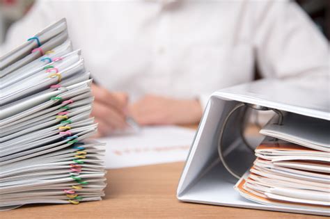 校正者になるには？未経験からのなり方と求められる適性を ...