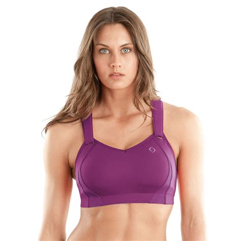 When it comes to sports bras for big boobs, you're going to want to look for the following features: Best Sports Bras for Cup Size and High-Impact Sports | Glamour