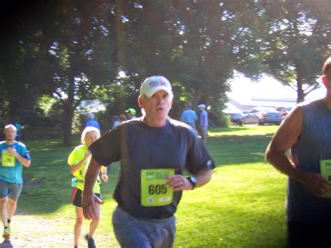The old wethersfield 10k & 5k are usat&f certified courses that run along the historic streets of old wethersfield. Brickyarders: Old Wethersfield 10K