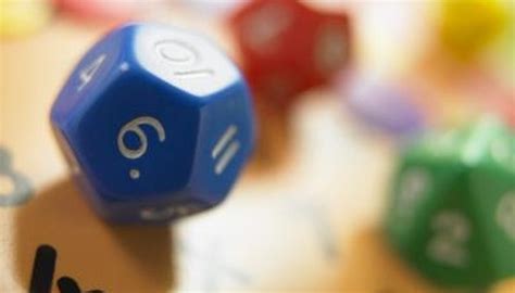 Students will roll the dice and add or subtract their numbers together. Free Sixth Grade Math Projects | Synonym