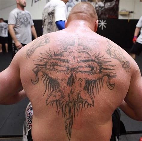 Not a discussion, just a little video we whipped up for brads newest tattoo, brock lesnar's unique skull design.wwe, tattoo, tattoo's, brock lesnar, ufc, mma. Brock lesnar Back Chest Tattoo Full view | WWE Hunks ...