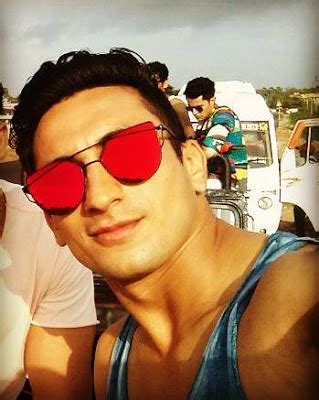 That, coupled with a lack of knowledge about hospice care, was why he did not think of sending his father, mr chainchal singh, to a hospice when the older man had prostate cancer in 2001. Gurmeet Singh(MTV Splitsvilla 9) Wiki-Biography-Age-Height ...