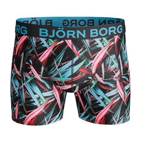 Juni 1956 in stockholm) ist ein ehemaliger schwedischer tennisspieler. Björn Borg Lightweight Microfiber Nature Shorts - Boxer ...