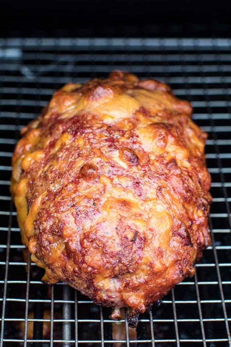 This meatloaf recipe is hearty, easy and oh so delicious. 2 Lb Meatloaf At 325 / Easy Meatloaf Recipe Craving Home ...