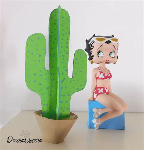 Los cactus o cactos son plantas pertenecientes a la familia botánica de las cactáceas, originarias de zonas desérticas y semidesérticas de méxico y a continuación se presenta toda una guía de cultivo de los cactus: Un cactus hecho a mano con goma EVA