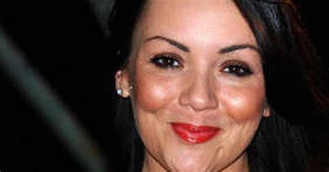 Waar en wanneer werd martine mccutcheon geboren? Martine McCutcheon touched by fans' support following ...