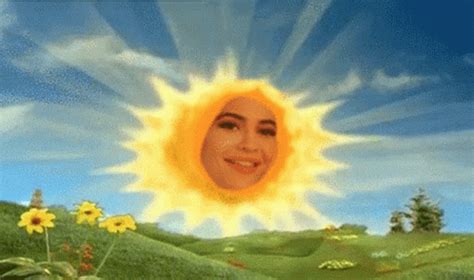 Rise and shine! that common phrase is now part of a popular meme, thanks to kylie jenner. Rise And Shine Kylie Kylie Jenner GIF - RiseAndShineKylie ...