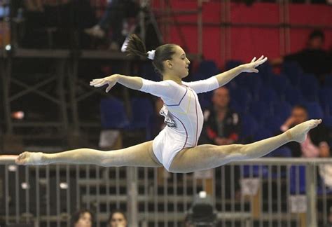 She won gold in one individual event, floor, in 2008, then won gold in a totally different event, vault, in 2012. sib so: Sandra Izbasa Romania Female Gymnastic Player 2012