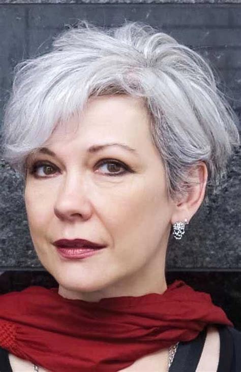 There are straight styles as well as wavy styles, the sky is the limit for what you can achieve with a new hairstyle. 9-Short Hairstyles for Older Ladies # ...