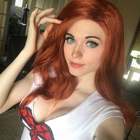 Fat gwen stacy or fat mary jane? Amouranth Cosplay - 15 Incredible Looks | Cosplay News Network