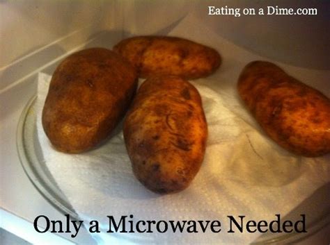 It is now time to place your potatoes in a pot or large saucepan. Top 20 How Long Do I Bake A Potato : Microwave Baked ...