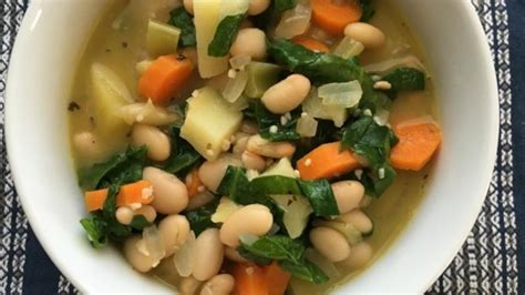 This soup is the greatest great northern bean ham soup i have ever had. Great Northern Bean Soup Recipe - Allrecipes.com