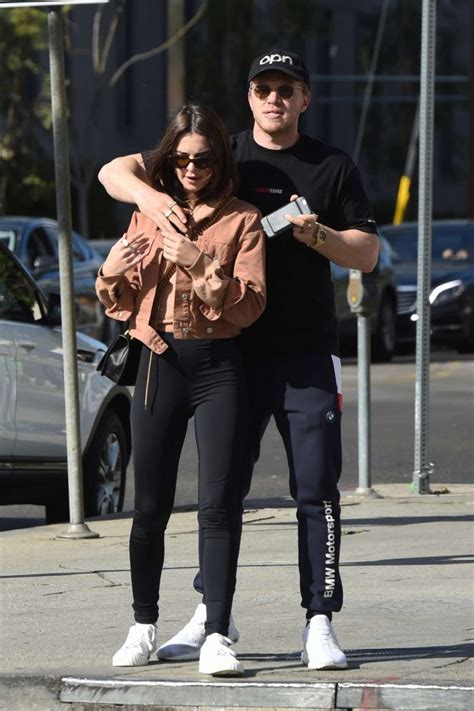 Emily ratajkowski took advantage of a nice warm day in socal to drink beers on the beach with her boyfriend. Emily Ratajkowski with boyfriend at Sugarfish -02 | GotCeleb