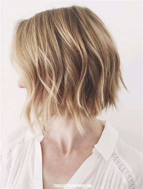 Start at the ends and gradually move up to the roots. FLAT IRON WAVE TRICK | Short hair waves, Textured bob ...