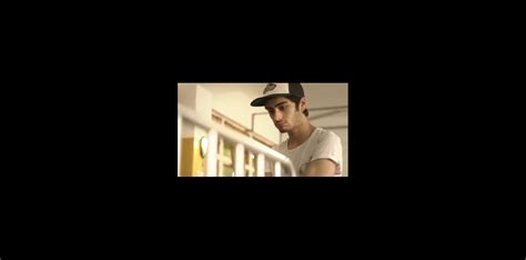 We don't have any reviews for mon fils malik. Zayn Malik (One Direction) : Ému aux larmes et révolté ...