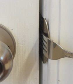 Before we talk about how to make a homemade door lock, we need to understand how door locks work. DIY Fork Door Lock - Your Projects@OBN