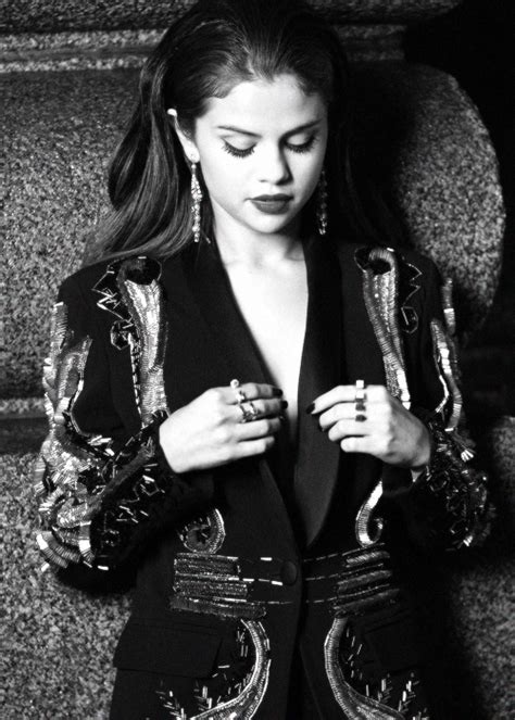Now that i have captured your attention Slow Down - Selena Gomez Photo (35233453) - Fanpop