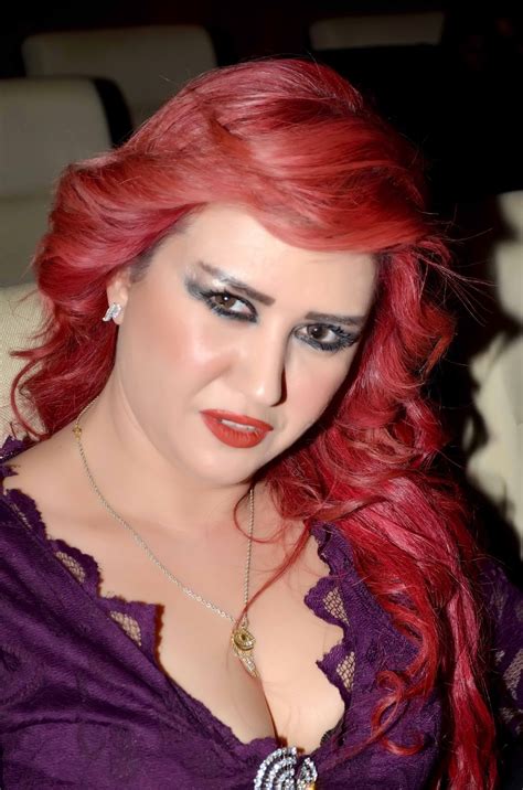 وكانت تجويو قبل زواجها من فرعون مغنية الإلهة حتحور ورئيسة احتفالات كل من الإلهين مين وآمون، وقد أصبحت الزوجة الملكية العظمى. راندا سمير ملكة الأنوثة في حفل ملكة جمال العرب