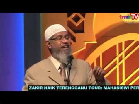 Namun, kini lelaki itu dikabarkan bersembunyi di malaysia buat menghindari jerat hukum di tanah hindustan. Dr. Zakir Naik Terkejut Yuran Pengajian Doktor di Malaysia ...