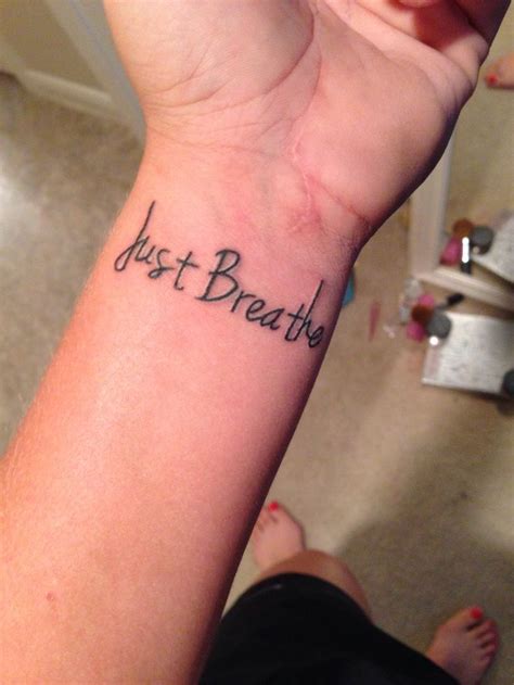 The short and simple wrist tattoos like a small shape, or a simple word, or maybe an understated rendition of an animal works wonders when done well. 12 Pretty Wrist Tattoo for the Week - Pretty Designs