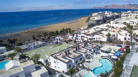 A few of the most popular hotels near walk from puerto del carmen to puerto calero are apartamentos isla de lobos, apartamentos jable bermudas, and relaxia. Apartments LA MORANA Puerto del Carmen Lanzarote. PHOTO GALLERY.