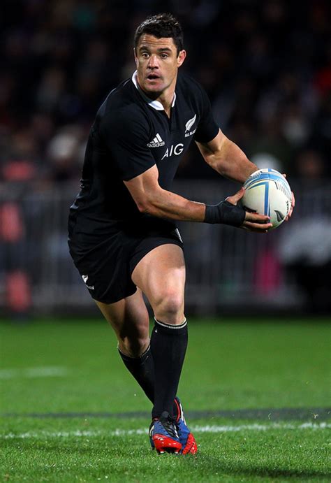 Fly half dan carter looks back at a memorable 2015 in which he guided his all blacks side to rugby world cup glory! Dan Carter annonce la fin de sa carrière rugbystique