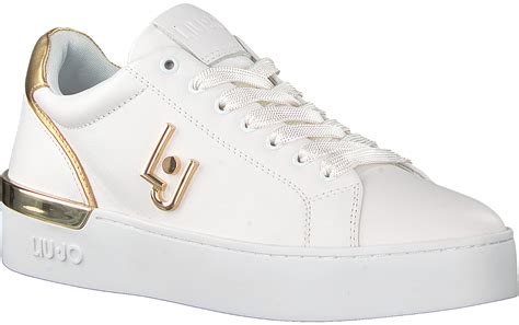 Offrez à votre fille des baskets de marques reconnues pour la qualité de leurs chaussures. LIU JO Baskets basses SYLVIA 01 en blanc - Omoda.be