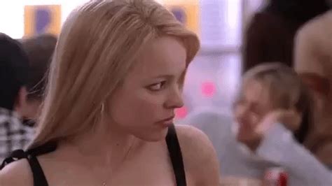 We apologize for any inconvenience. Regina George Waiting GIF | Patricinhas