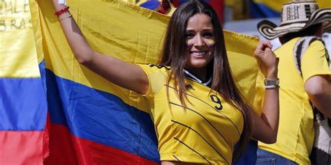 Queda prohibida la reproducción total o parcial sin la autorización previa, expresa y por escrito de su titular. TV Azteca Deportes | Chica fanática, Mundial de futbol, Fútbol